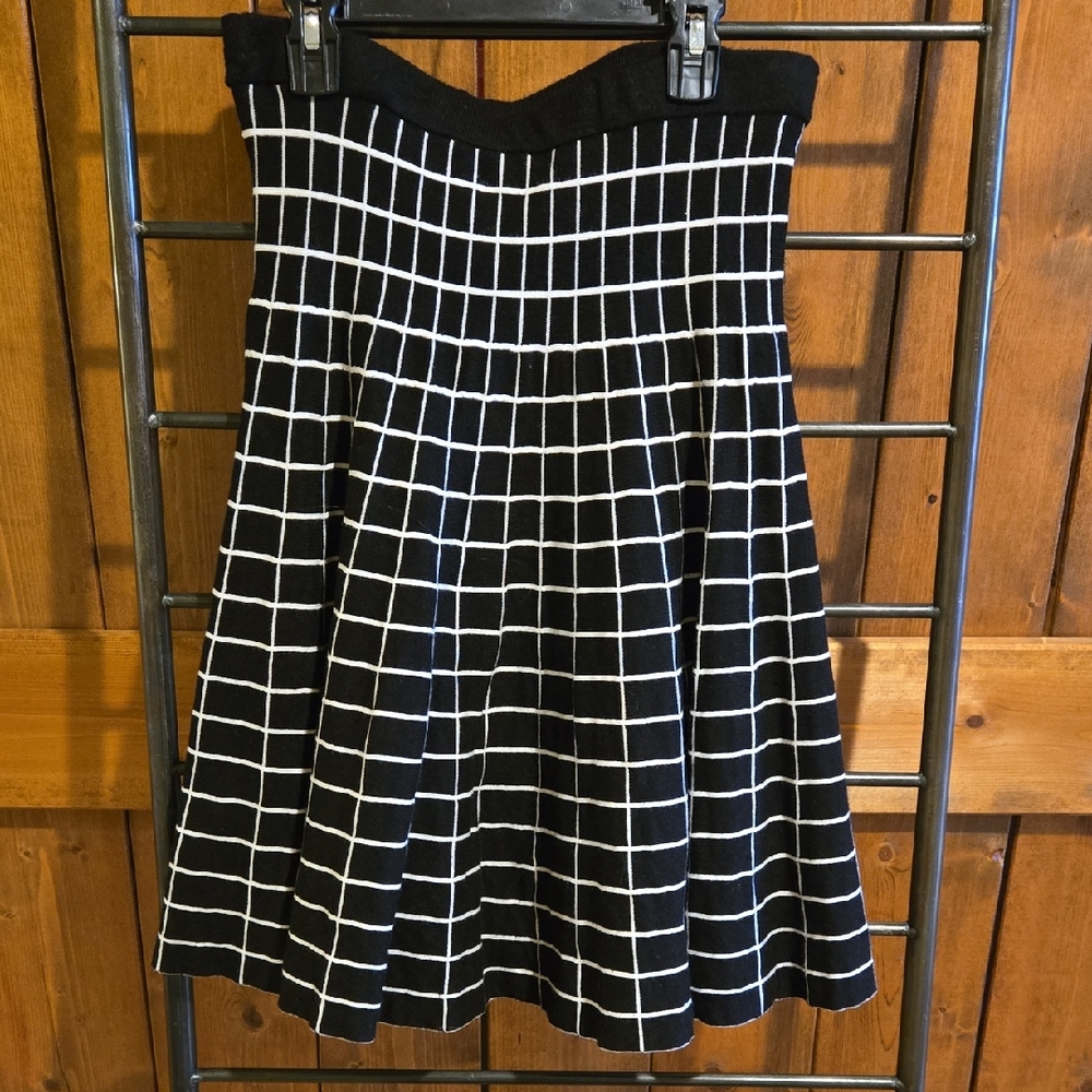 Ana Couture Black and White Checkered A-Line Skirt